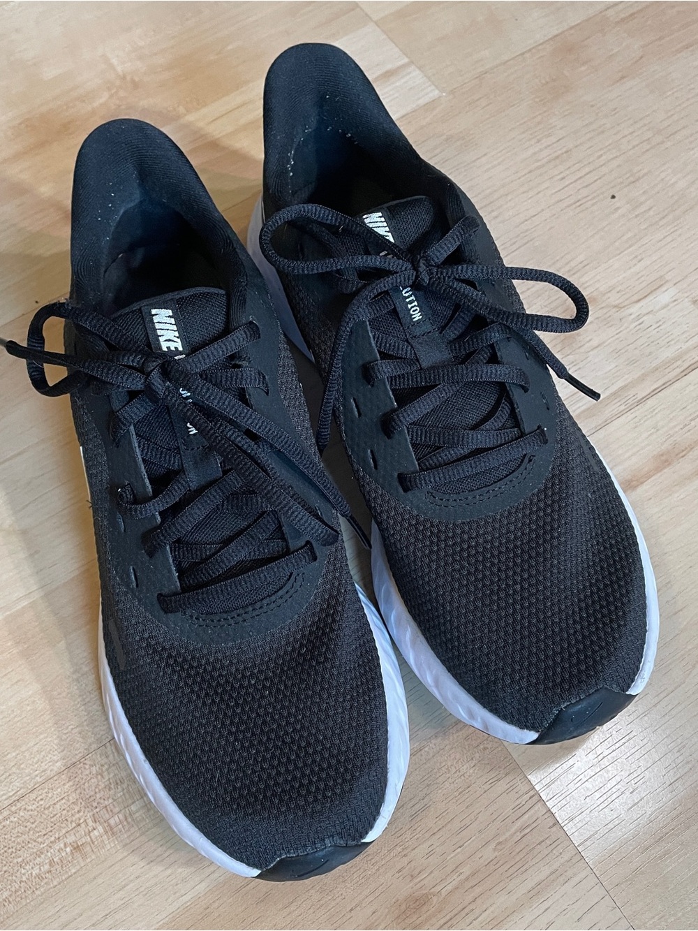 Nike Black Mesh Athletic Sneakers with White Sole